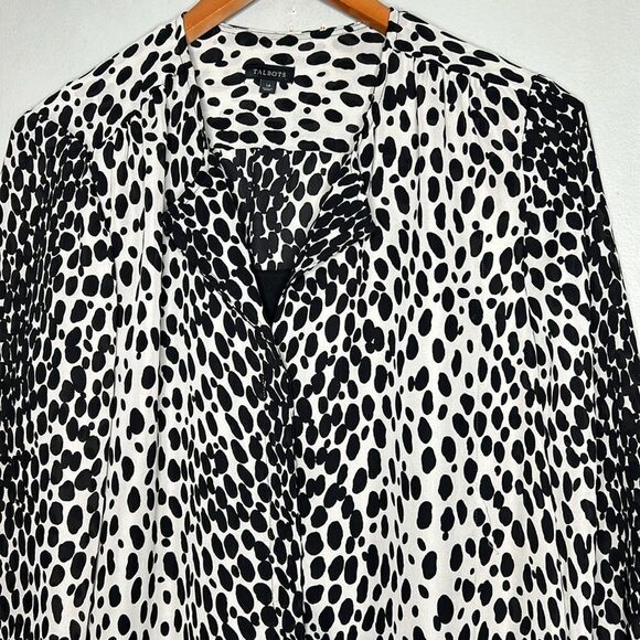Talbots two piece set semi sheer animal print blouse and cami set - Picture 4 of 9